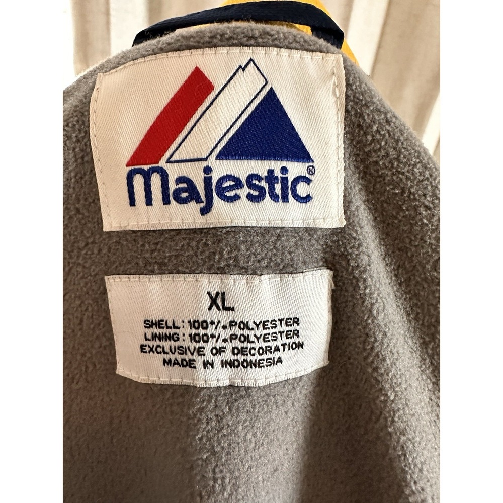 Vintage University Of Michigan Majestic Embroidered Windbreaker Jacket X-Large - Picture 6 of 7